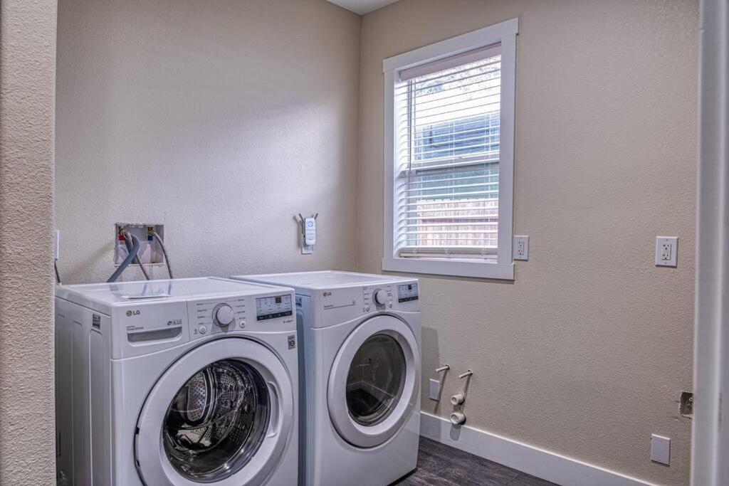 새크라멘토 4Br Victorian Walk To Uc Davis & Shriner Med Cen 빌라 외부 사진