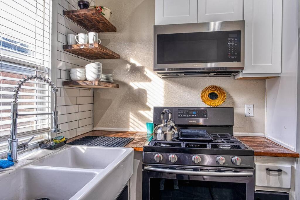 새크라멘토 4Br Victorian Walk To Uc Davis & Shriner Med Cen 빌라 외부 사진